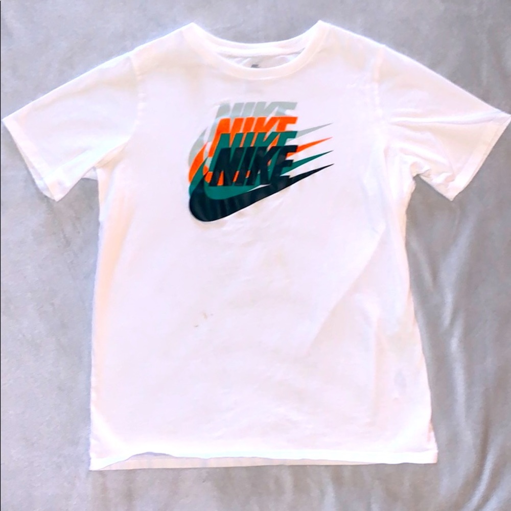 Boys Nike tshirt